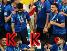 开云体育官网-欧洲足球赛事吸引众多球迷狂热追捧