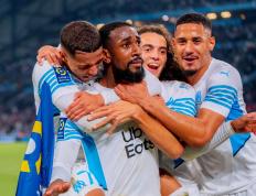 开云体育下载-马赛球员展现团队合作，赢得胜利