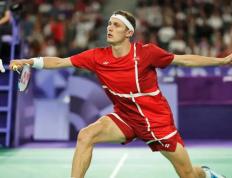 开云体育中国-包含英格兰羽毛球队绝地反击法国羽毛球队，谌龙爆发神勇的词条