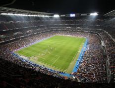 开云体育在线-美加墨世界杯风云，突尼斯火力压制尼斯，伊萨克接管比赛