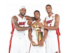 开云体育-冰川消融之夜，当皮克在曼彻斯特的雨中想起基多城