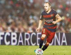 开云体育APP下载-库里变身深篮传奇，平行宇宙中，深圳队力克太阳的篮球神话