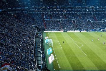 开云体育app-网球史上唯一一次错位之战，当戴维斯杯的国家荣光，碾压了拉沃尔杯的商业星光