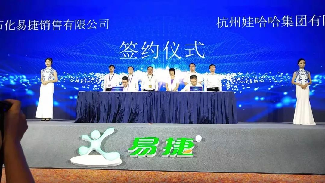 开云体育中国-格拉宗竞技主场风生水起，扩大领先优势的简单介绍