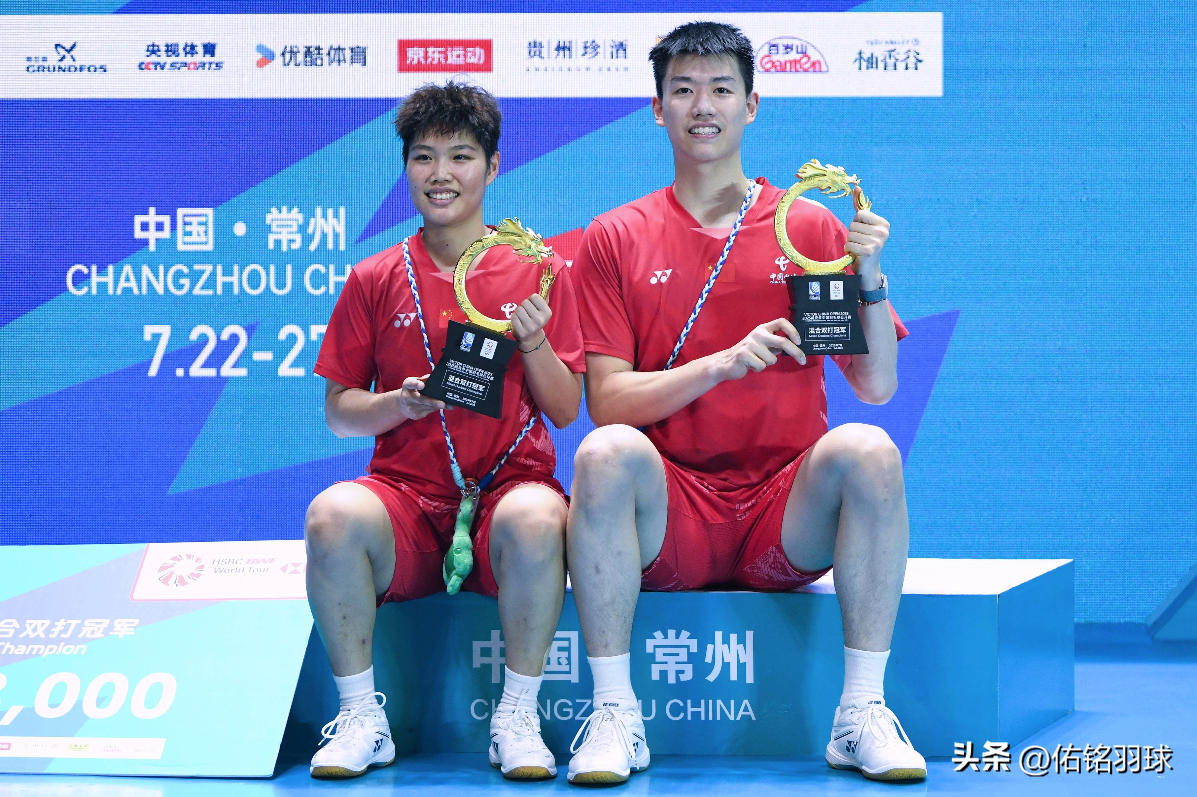 开云平台-精彩比赛场面搏杀激烈，观众热情高昂的简单介绍